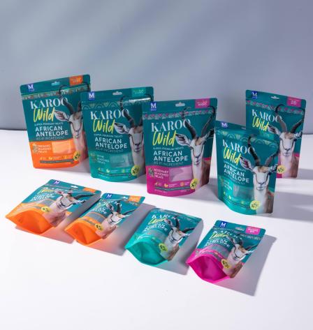 Stand up pet food bag